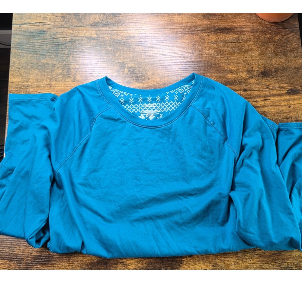 ClimateRight by Cuddl Duds Teal Blue Base Layer Long Sleeve Top Thumbholes L/G